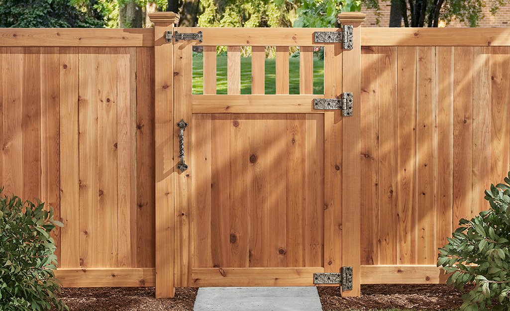 paradise deck builders and fence installers oshawa - fence repair wood gate